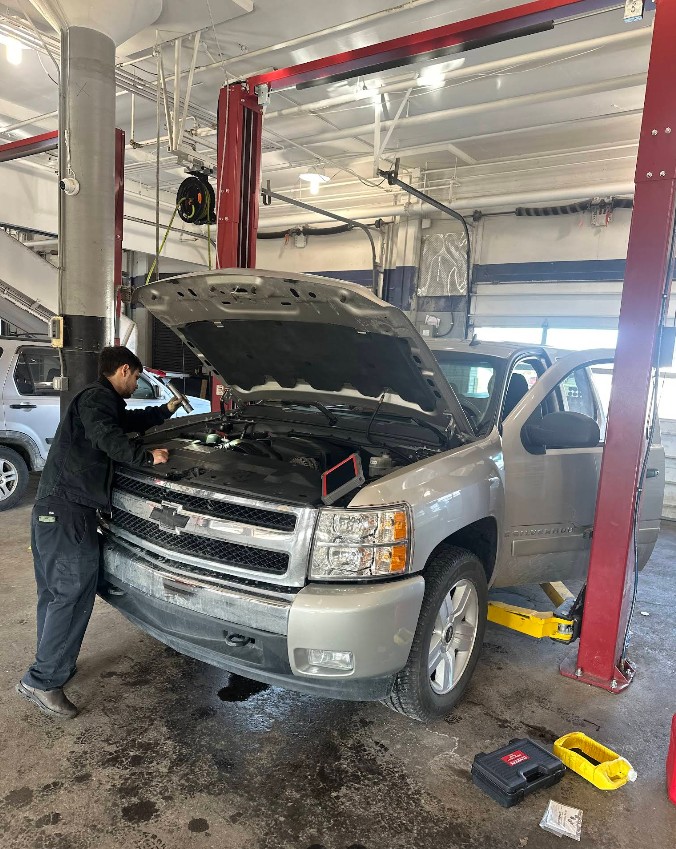 Auto Repair Roseville, MI | Expert Mechanics | Holbrook Tire & Auto Repair